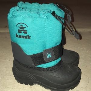 Kamik snow boots toddler 9